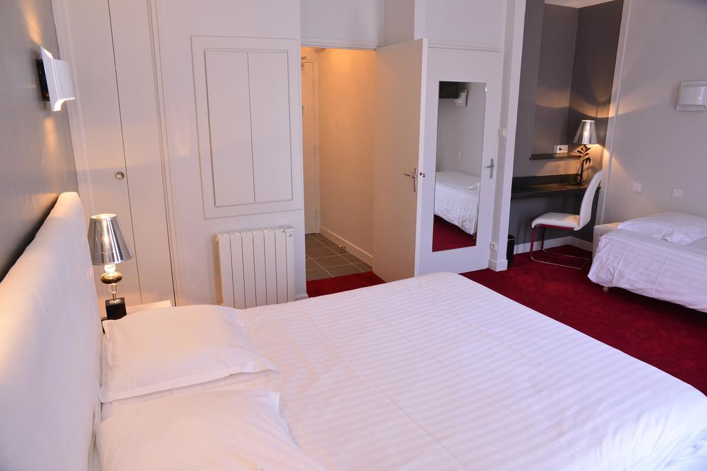Hotel Le Square 오리야크 외부 사진
