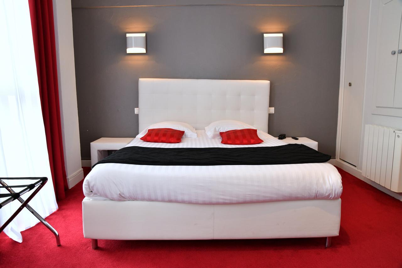 Hotel Le Square 오리야크 외부 사진